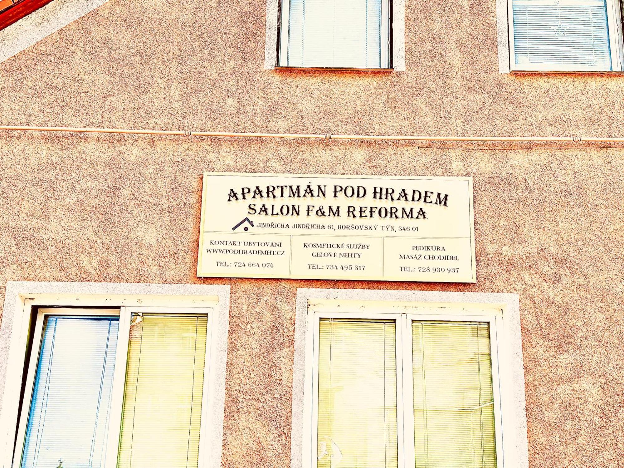 Apartman Pod Hradem Horsovsky Tyn Exterior photo